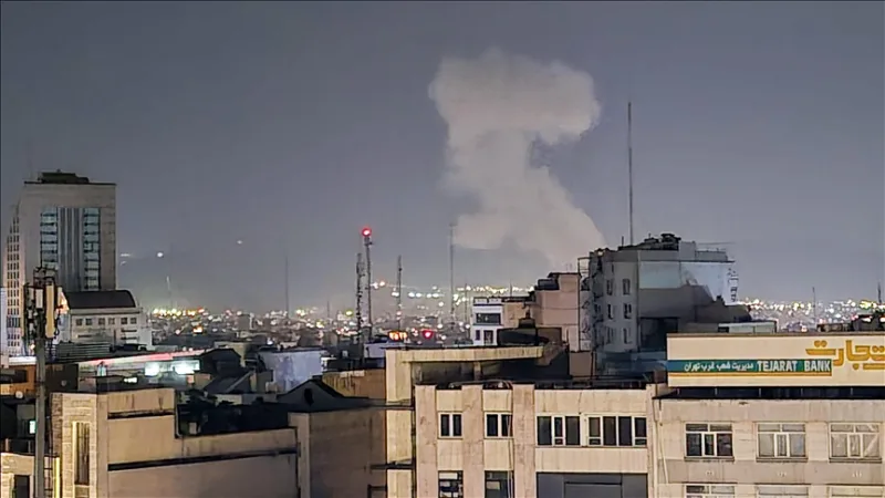 Izraeli sajtó: Az Egyesült Államok arról tájékoztatta Izraelt, hogy az Irán elleni támadások a vártnál hosszabb ideig fognak tartani