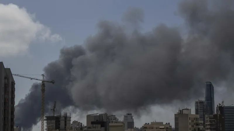 Израиль объявил о завершении осады города Бинт-Джубейл на юге Ливана и начале его оккупации