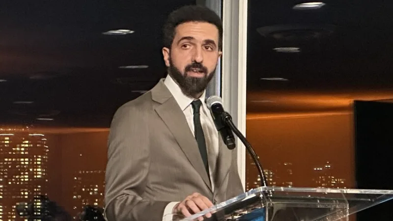 Aufruf des ständigen Vertreters Syriens bei der UNO, Olabi, zur Festnahme von Kriegsverbrechern aus der Assad-Ära