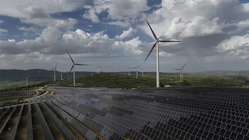 A megújuló energiaforrásokra irányuló hibrid beruházások összértéke megközelítőleg 4 milliárd dollárra rúg