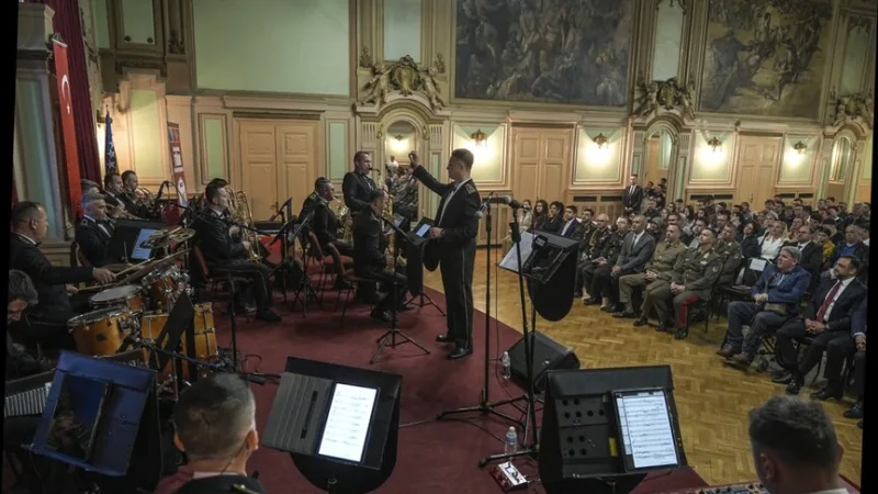 Turkin Harmonia-tähtiorkesteri piti konsertin Sarajevossa